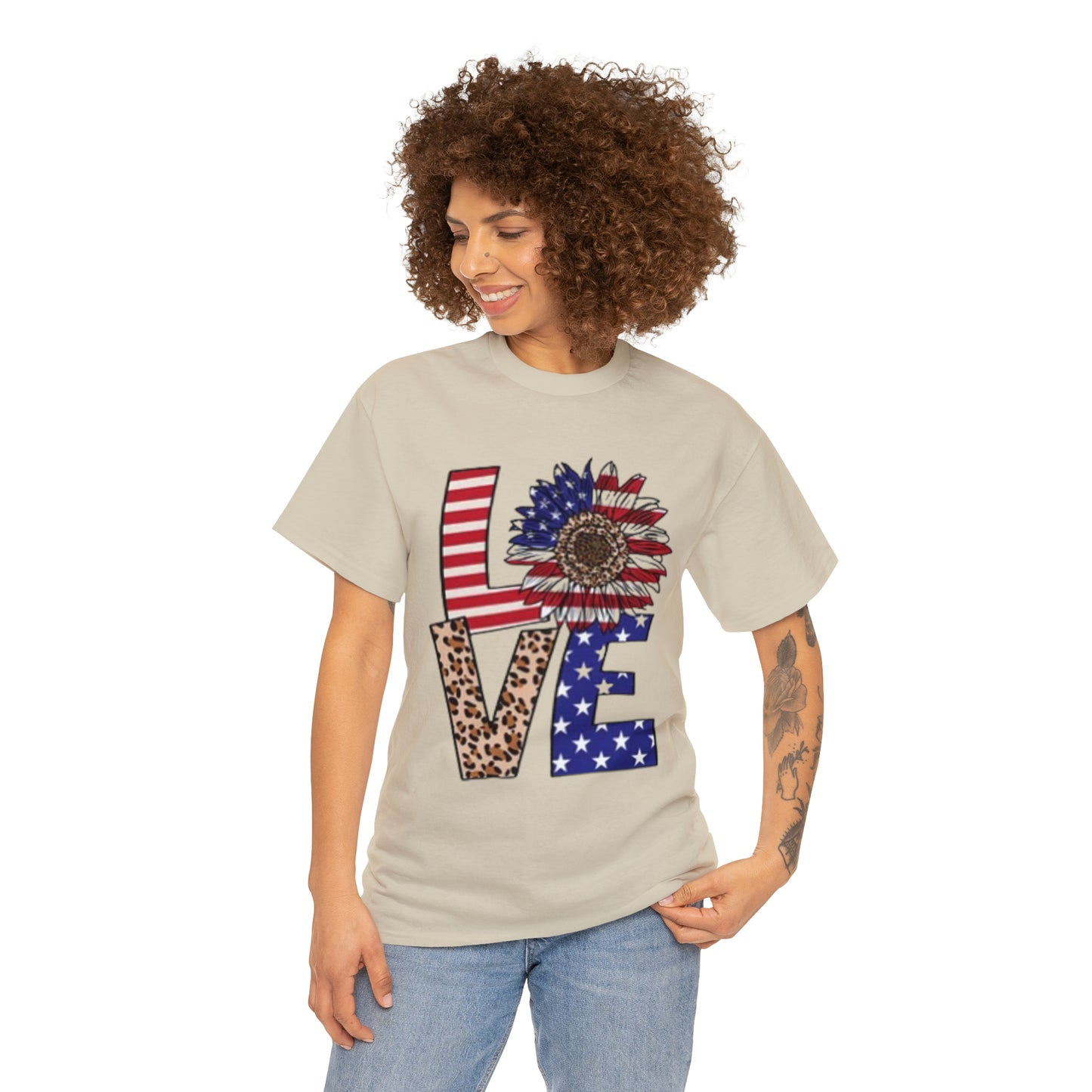 USA love- Heavy Cotton Tee