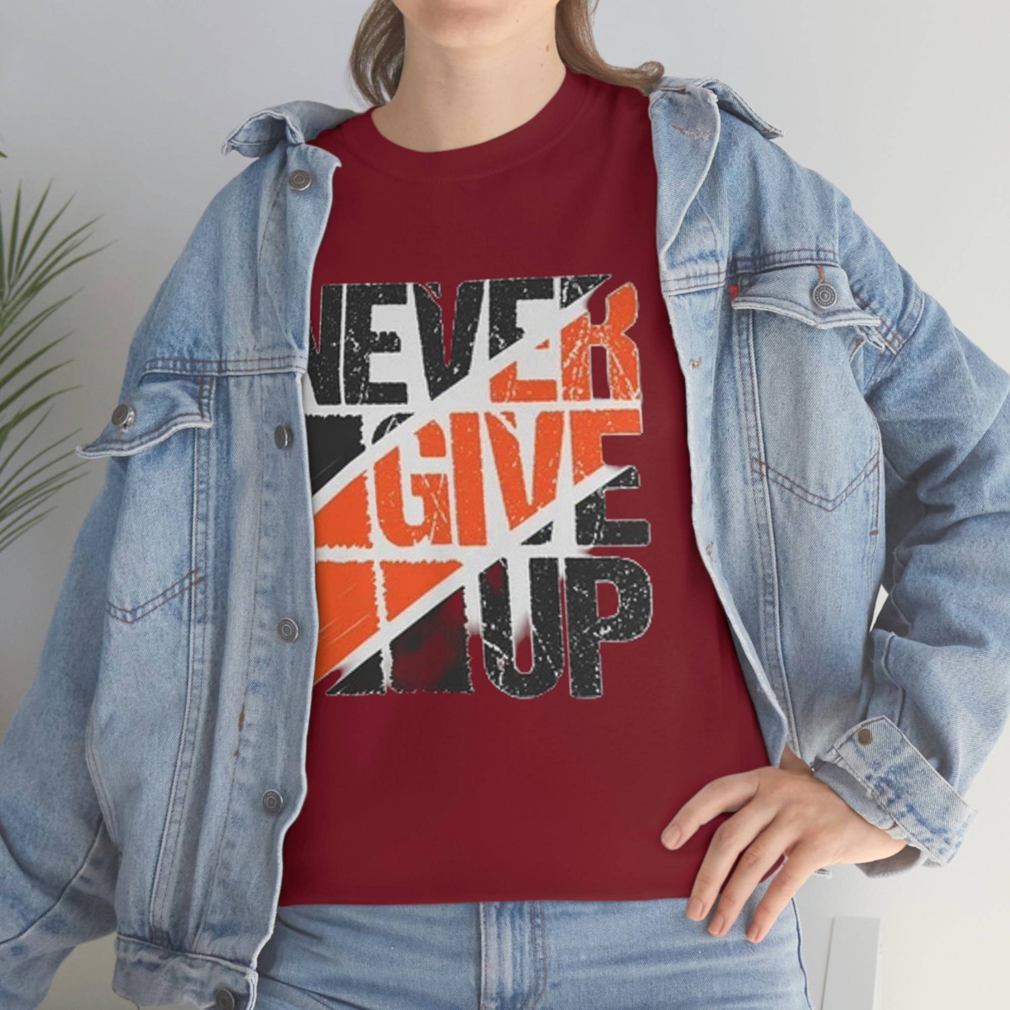 Never give up- Heavy Cotton Tee