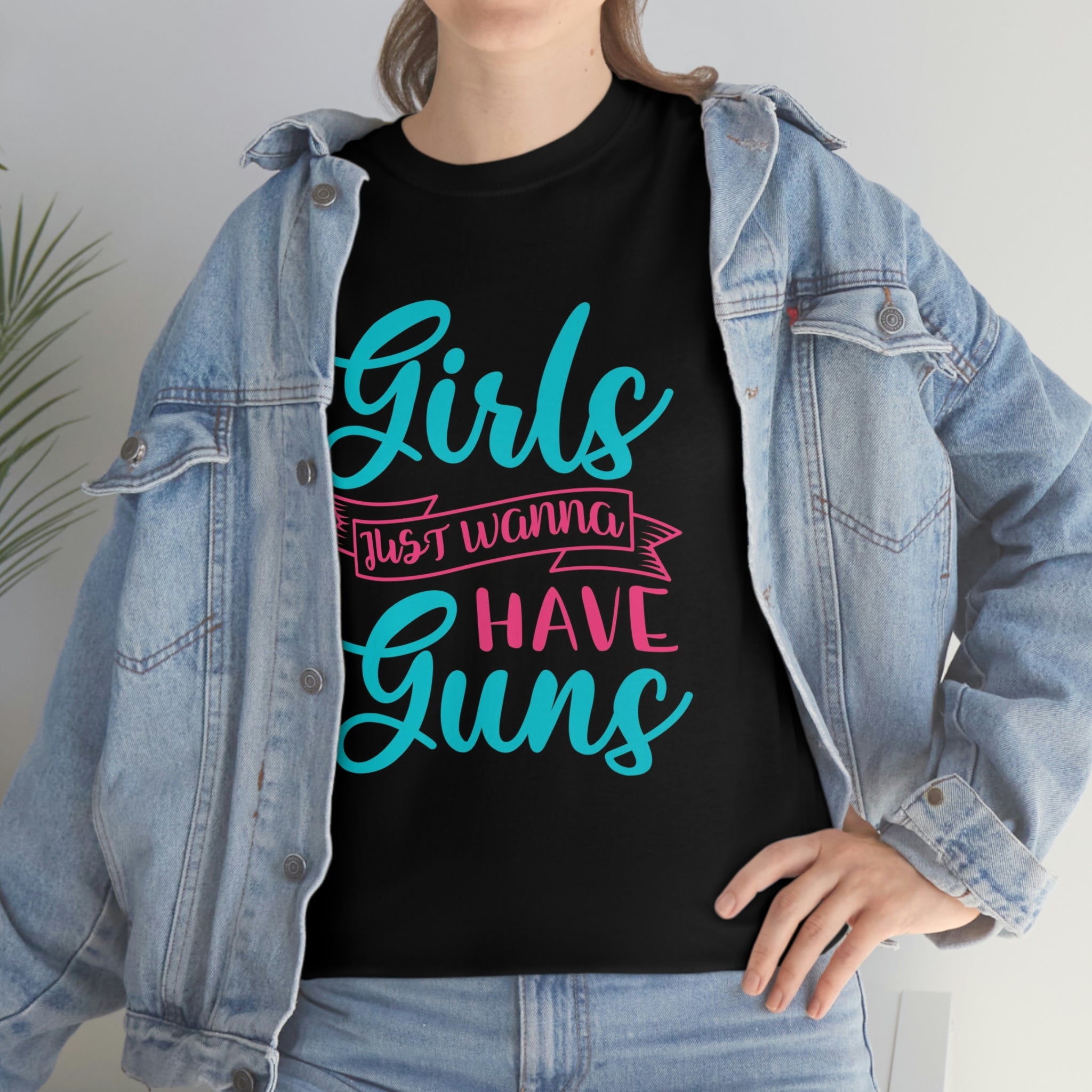Girls with guns-  Heavy Cotton Tee