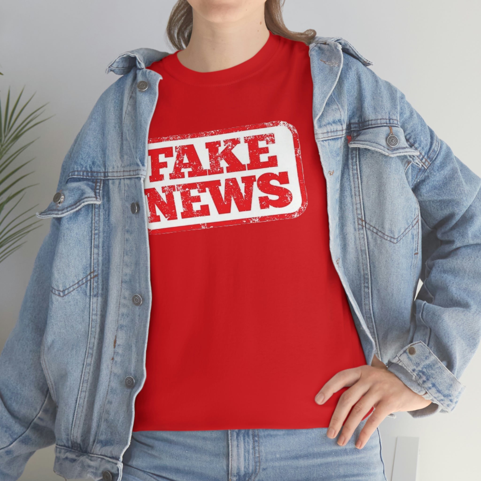 Fake news- Unisex Heavy Cotton Tee