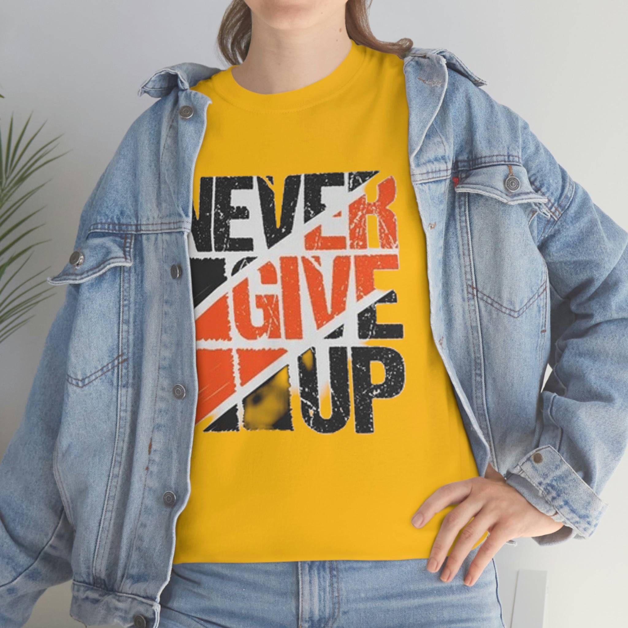 Never give up- Heavy Cotton Tee