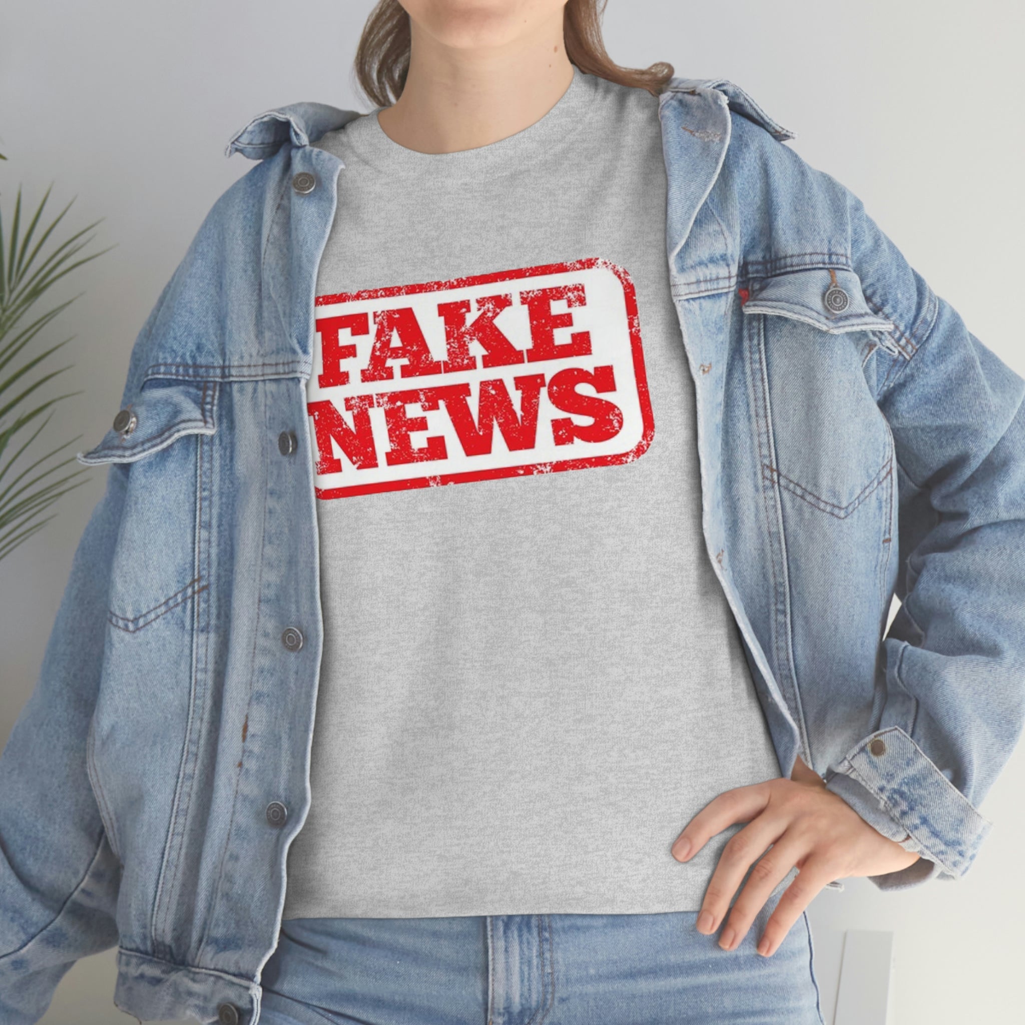 Fake news- Unisex Heavy Cotton Tee